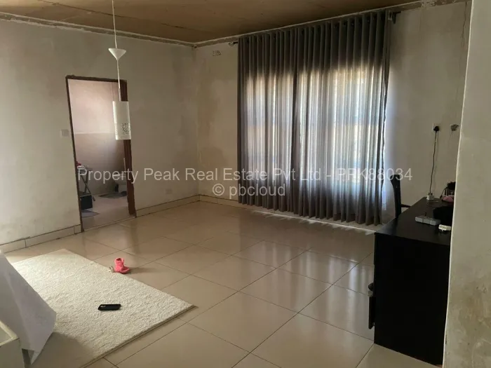 3 Bedroom House for Sale in Crowhill Views, Harare