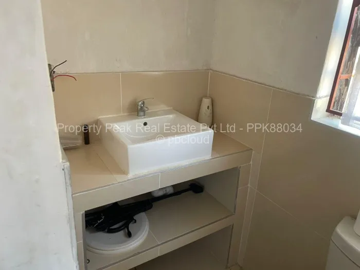 3 Bedroom House for Sale in Crowhill Views, Harare