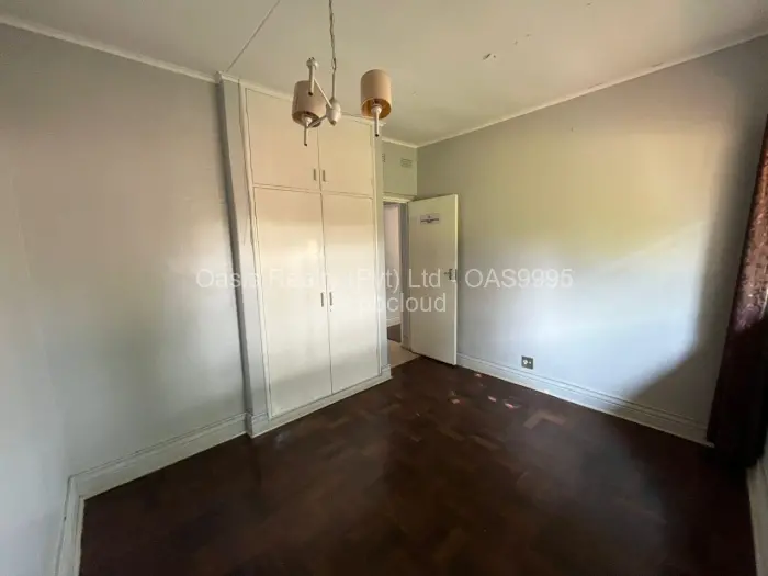Commercial Property to Rent in Borrowdale