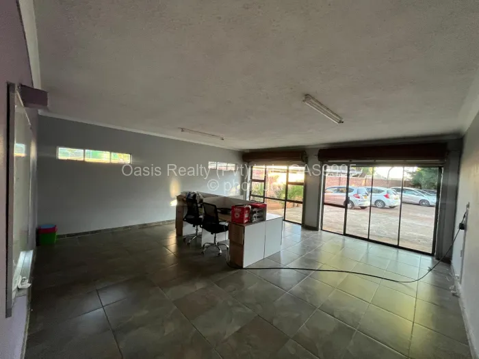 Commercial Property to Rent in Borrowdale