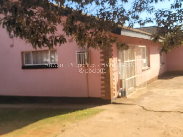 4 Bedroom House for Sale in Westlea Hre, Harare