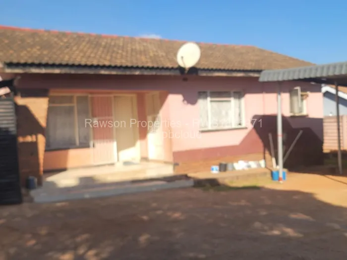 4 Bedroom House for Sale in Westlea Hre, Harare