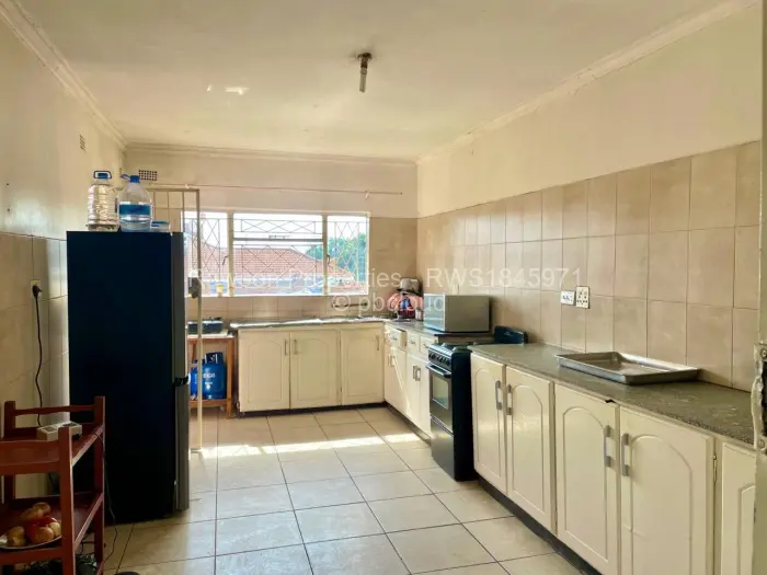 4 Bedroom House for Sale in Westlea, Harare