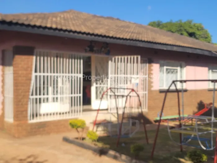 4 Bedroom House for Sale in Westlea Hre, Harare