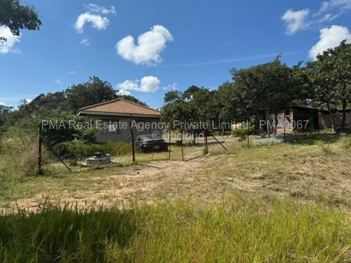 Stand for Sale in Crowhill Views, Harare