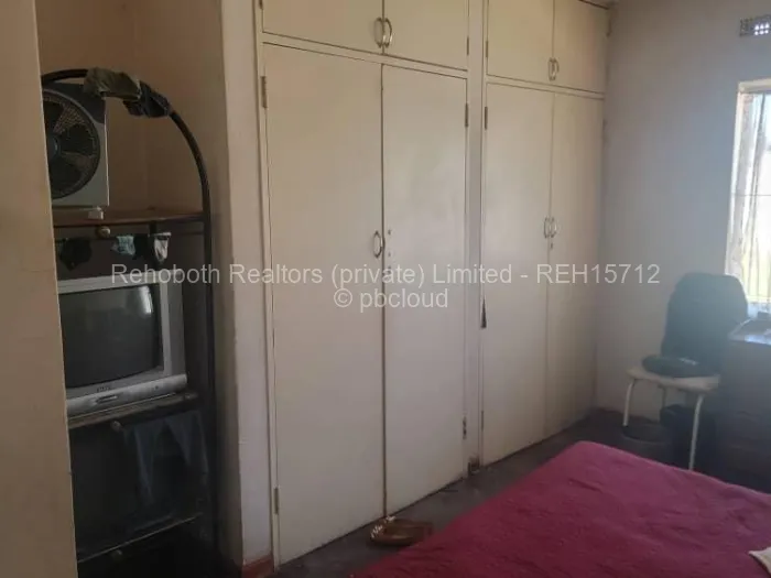 3 Bedroom House for Sale in Windsor Park, Ruwa