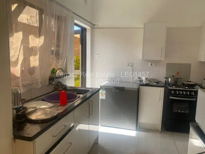 3 Bedroom Cottage/Garden Flat to Rent in Sandton Park