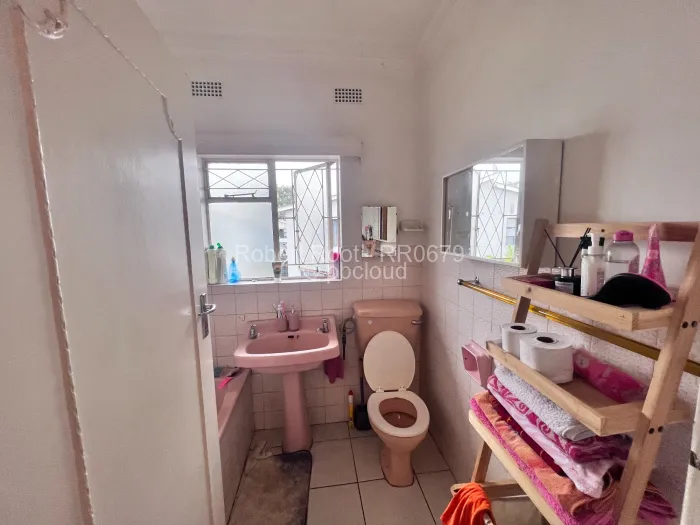 Townhouse/Complex/Cluster for Sale in Avondale, Harare