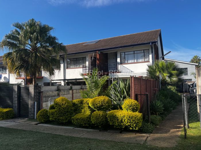 Townhouse/Cluster for Sale in Avondale, Harare