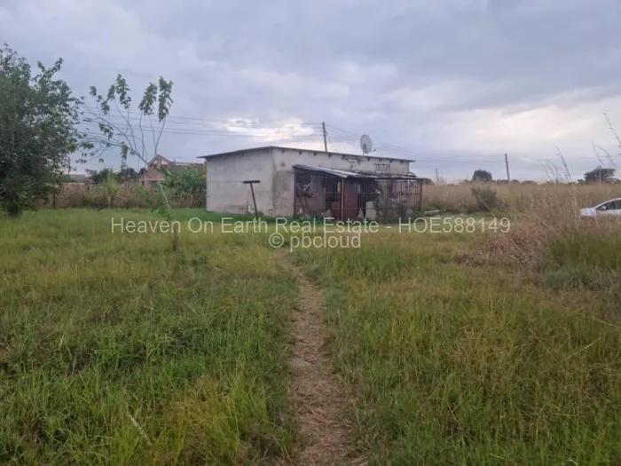 Residential Stand for Sale in Norton, Norton