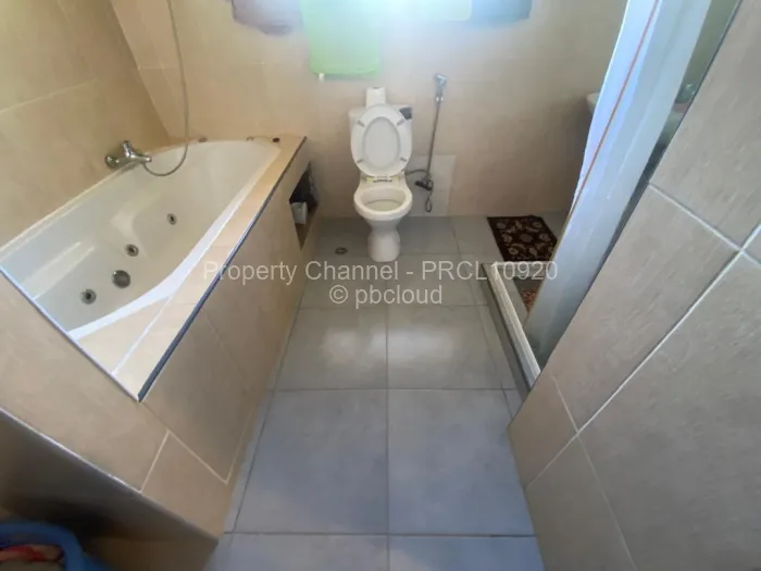 4 Bedroom House for Sale in Zimre Park, Harare