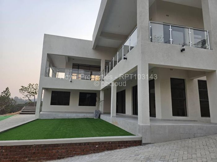 4 Bedroom House for Sale in Glen Lorne, Harare