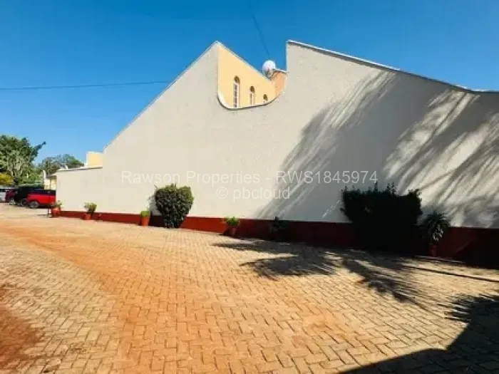 Townhouse/Cluster for Sale in Avondale, Harare