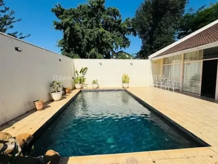 Townhouse/Cluster for Sale in Avondale, Harare