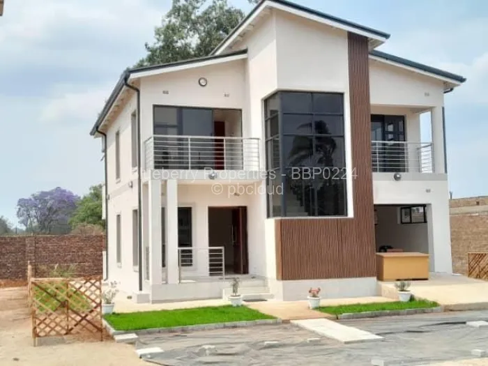 Townhouse/Cluster for Sale in Marlborough, Harare
