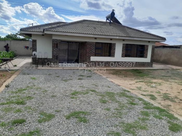 3 Bedroom Cottage/Garden Flat for Sale in Ruwa, Ruwa