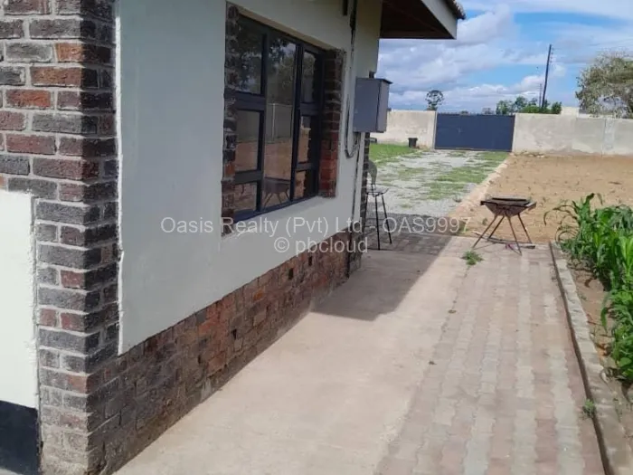 3 Bedroom Cottage/Garden Flat for Sale in Ruwa, Ruwa