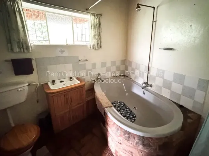 Warehouse/Industrial for Sale in Chimanimani, Chimanimani