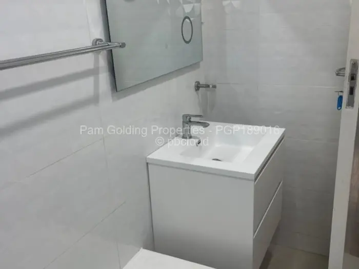 Flat/Apartment to Rent in Kensington
