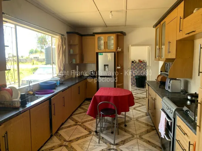 4 Bedroom House for Sale in Killarney, Bulawayo