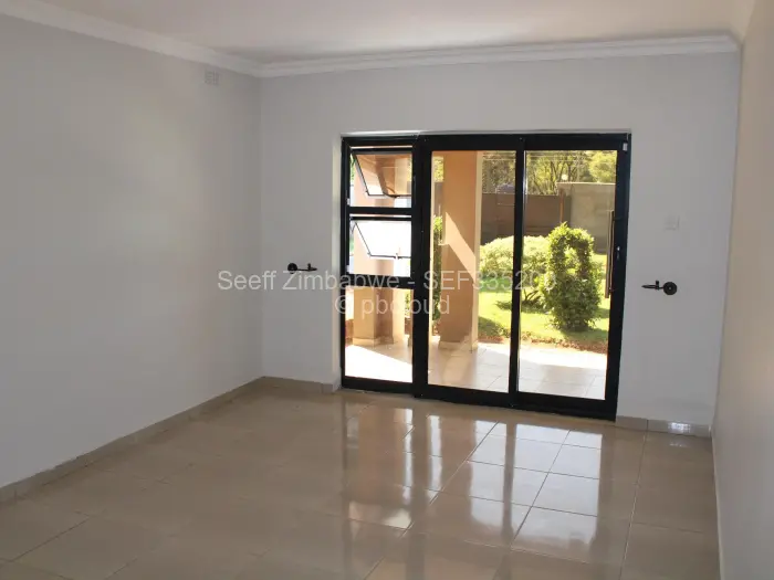 6 Bedroom House to Rent in Helensvale