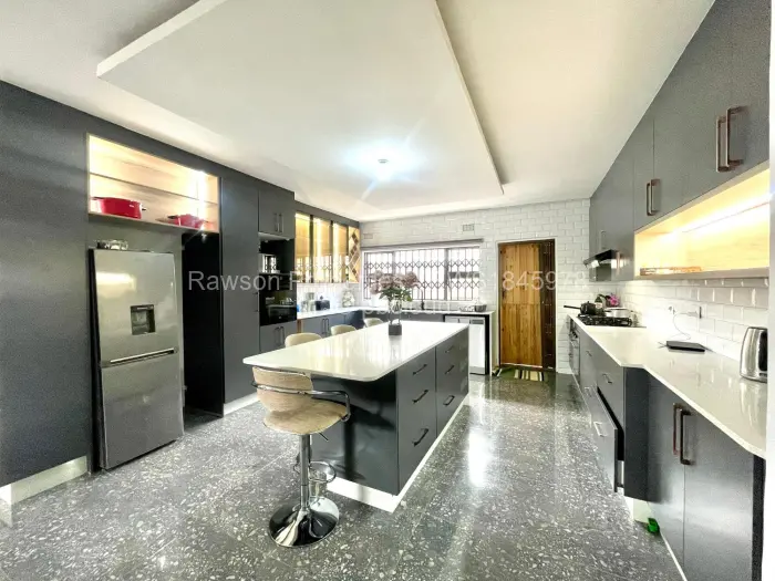4 Bedroom House for Sale in Madokero Estates, Harare