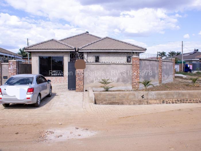 4 Bedroom House for Sale in Madokero Estates, Harare