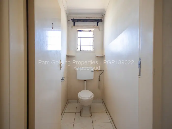 4 Bedroom House for Sale in Braeside, Harare