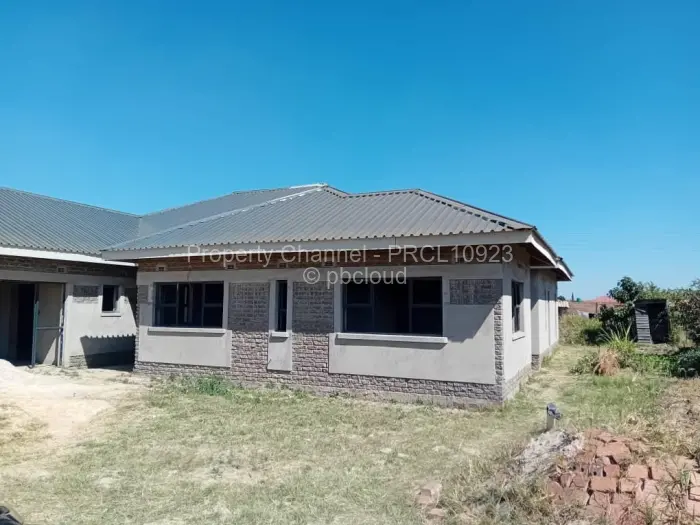 5 Bedroom House for Sale in Sandton Park, Harare