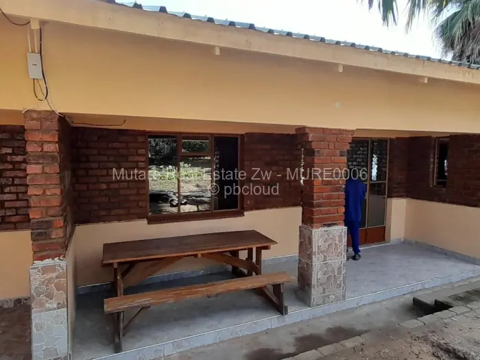 2 Bedroom Cottage/Garden Flat to Rent in Darlington, Mutare
