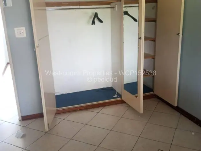 Flat/Apartment to Rent in Avondale