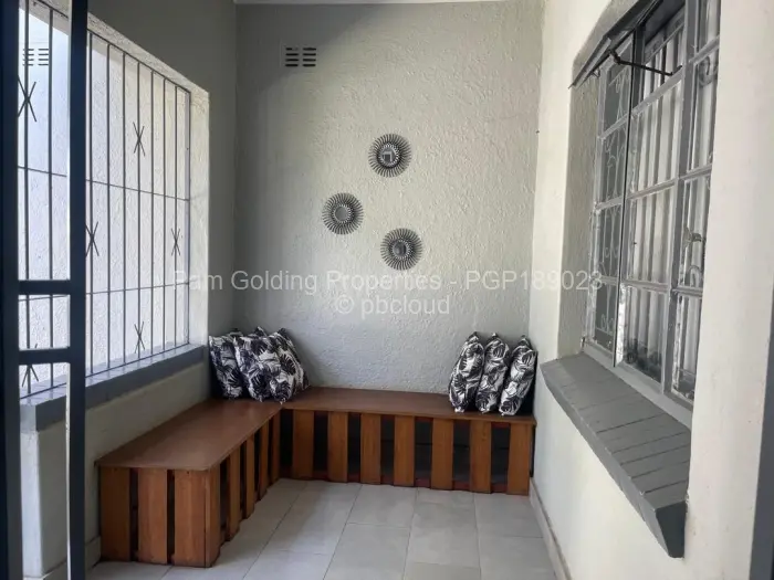 2 Bedroom Cottage/Garden Flat to Rent in Avondale West