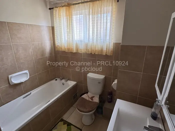 Townhouse/Complex/Cluster to Rent in Marlborough, Harare