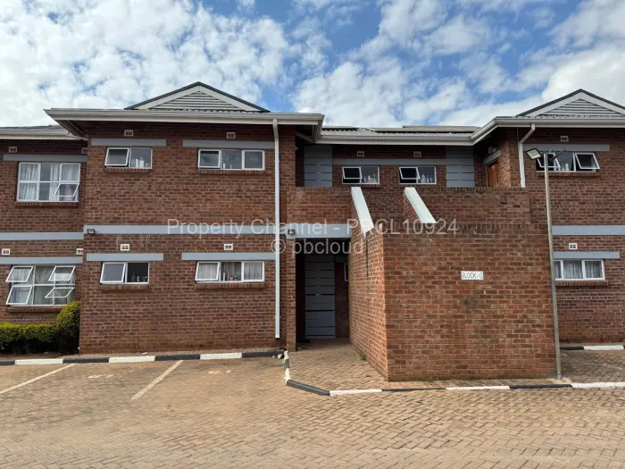 Townhouse/Complex/Cluster to Rent in Marlborough, Harare