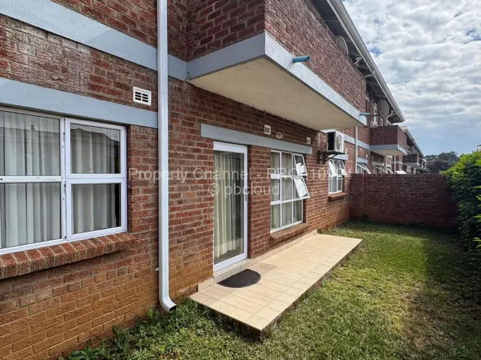 Townhouse/Complex/Cluster to Rent in Marlborough, Harare