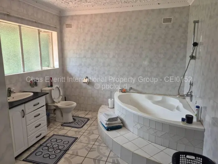 3 Bedroom House for Sale in Glen Lorne, Harare