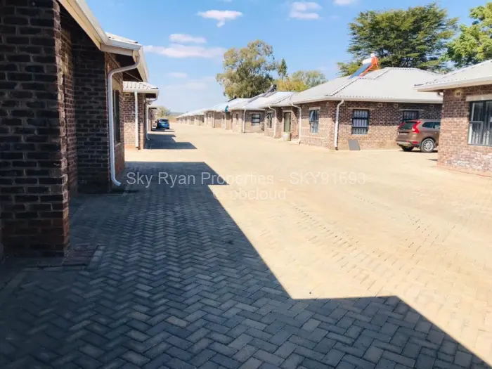 Townhouse/Complex/Cluster for Sale in Marlborough, Harare