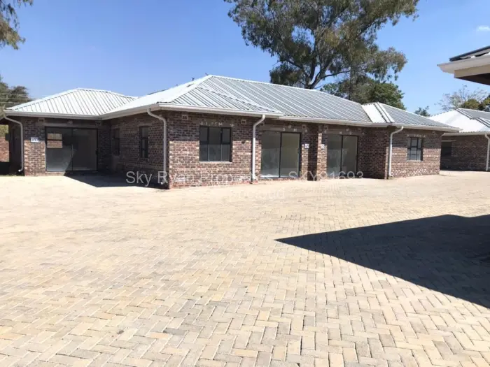 Townhouse/Complex/Cluster for Sale in Marlborough, Harare