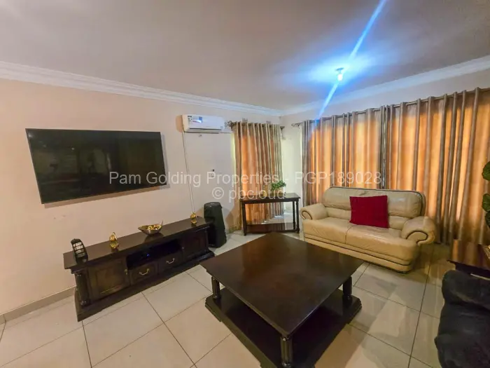 8 Bedroom House for Sale in Borrowdale, Harare