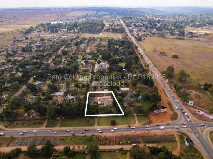 8 Bedroom House for Sale in Borrowdale, Harare