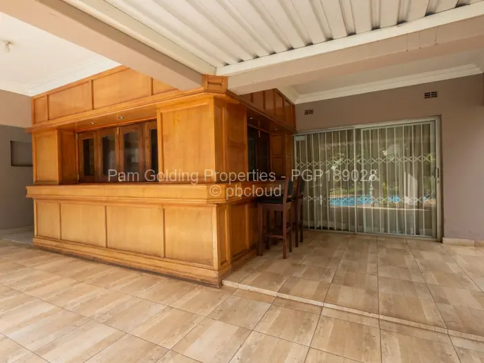 8 Bedroom House for Sale in Borrowdale, Harare