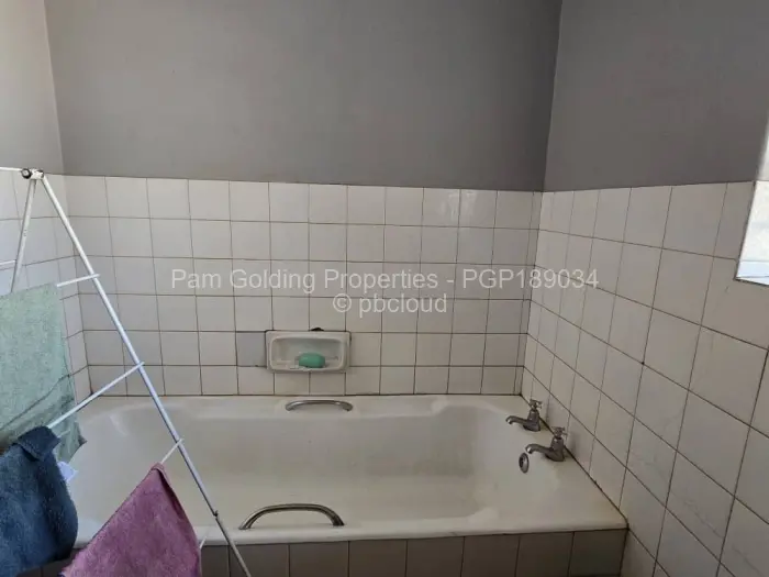 3 Bedroom House for Sale in Matsheumhlope, Bulawayo