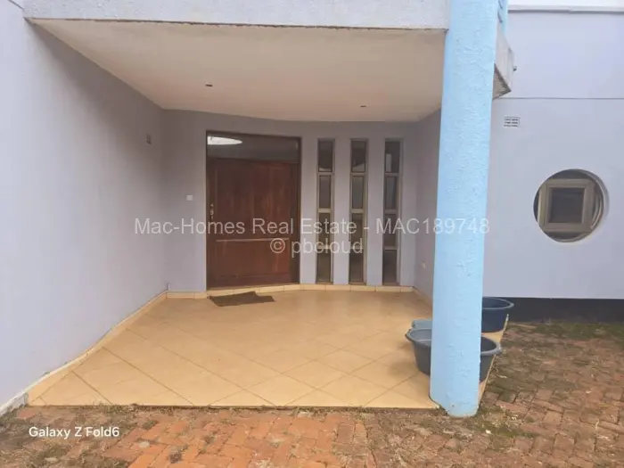 6 Bedroom House for Sale in Gunhill, Harare