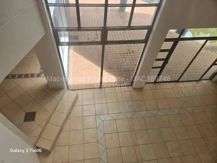 6 Bedroom House for Sale in Gunhill, Harare