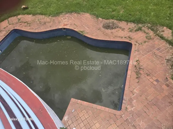 6 Bedroom House for Sale in Gunhill, Harare