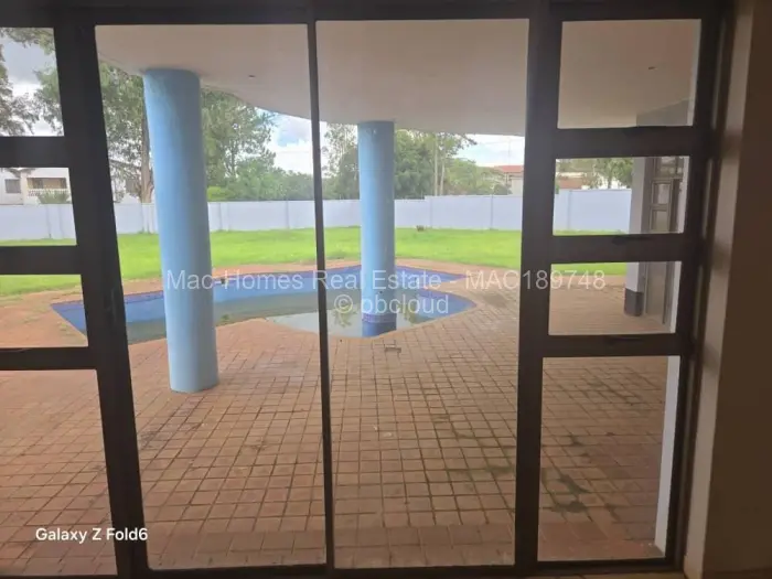 6 Bedroom House for Sale in Gunhill, Harare