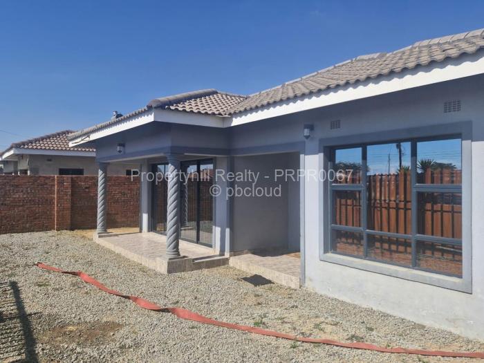 4 Bedroom House for Sale in Madokero Estates, Harare