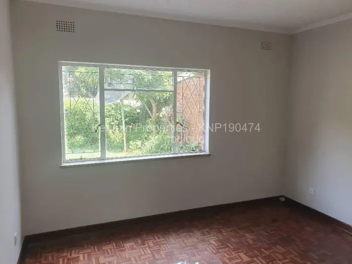 2 Bedroom Cottage/Garden Flat to Rent in Avondale West