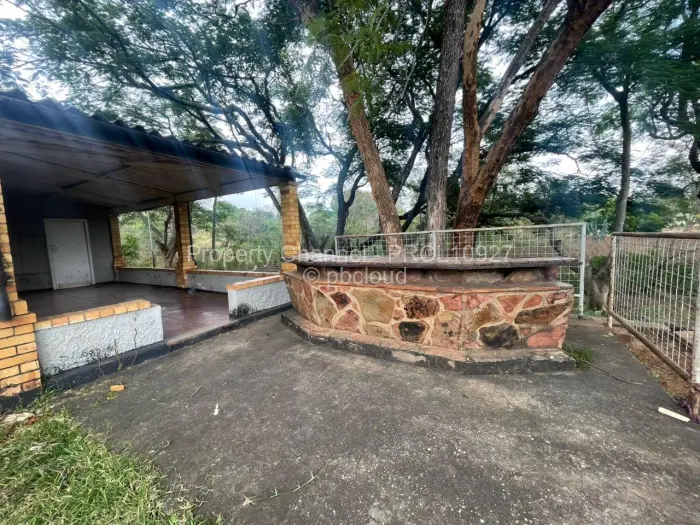 4 Bedroom House for Sale in Zvishavane, Zvishavane