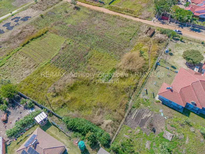 Residential Stand for Sale in Norton, Norton